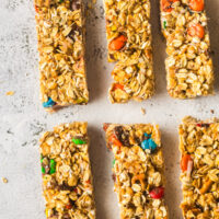 6 granola bars laid out on counter