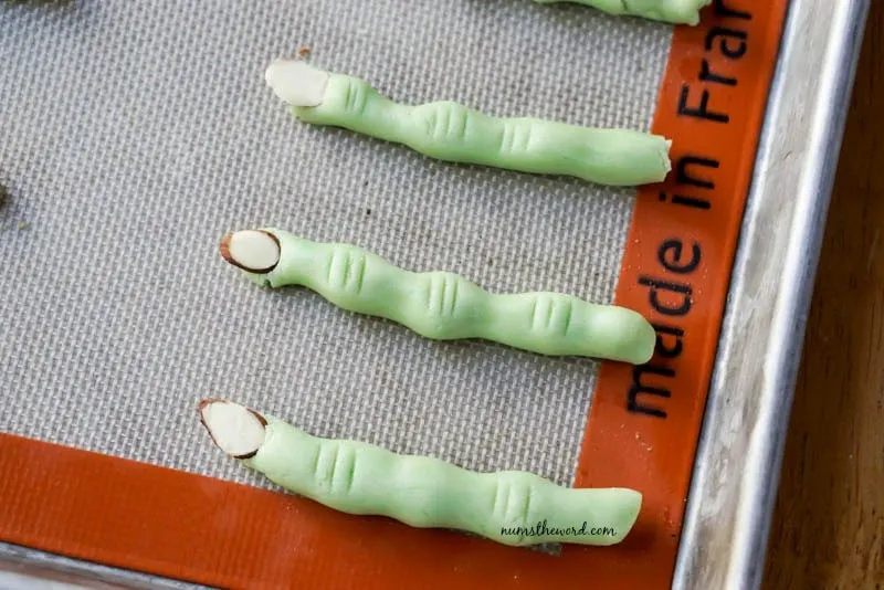 Creepy Witches Fingers - knuckle marks have been made in cookie dough to make it look more like a real finger - zoomed in view