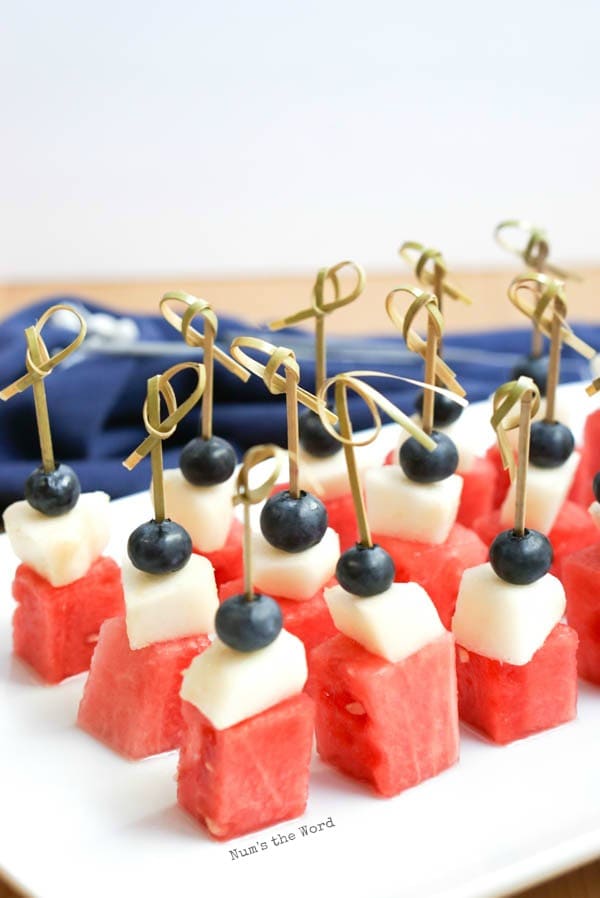 Easy 4th of July Mini Fruit Kabobs {Red, White & Blue!} - Num's the Word