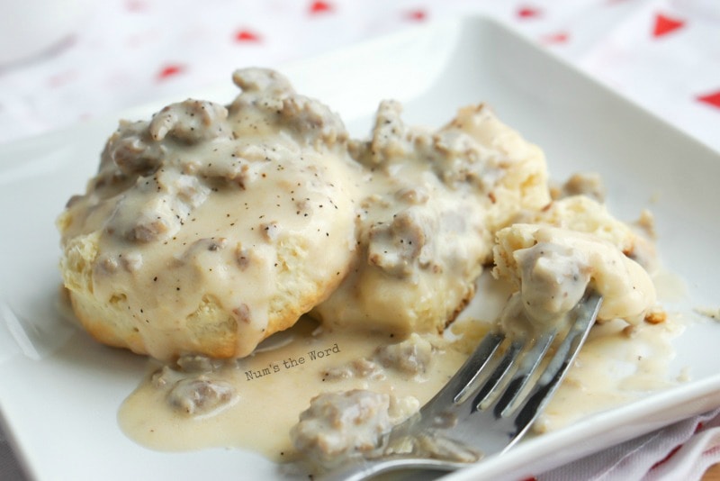 Homemade Sausage Gravy - Num's the Word