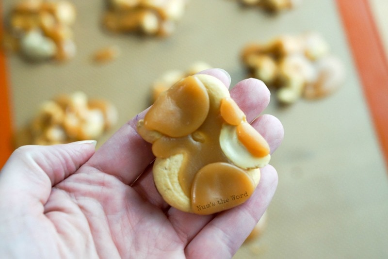 Caramel Cashew Clusters