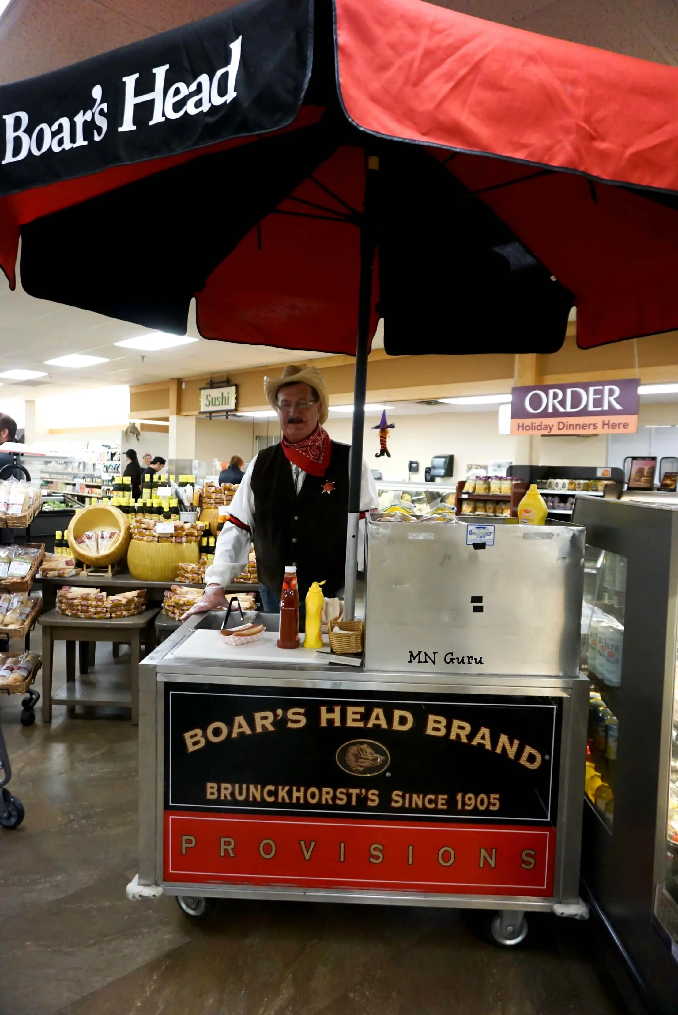 Lunds & Byerlys Boo Blast - Cute Hot dog cart, handing out free hot dogs.