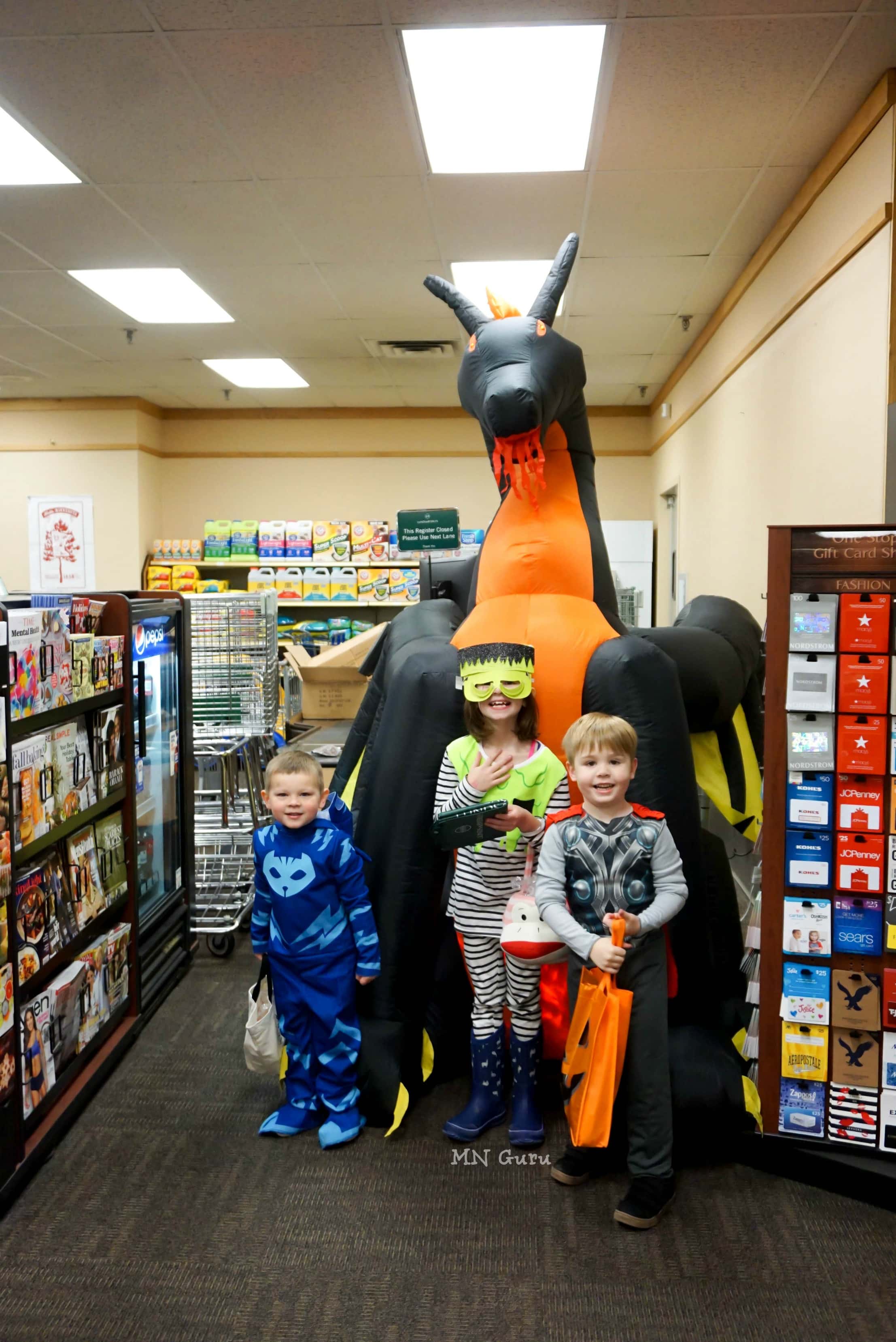 Lunds & Byerlys Boo Blast - Fun photo with a blow up dragon