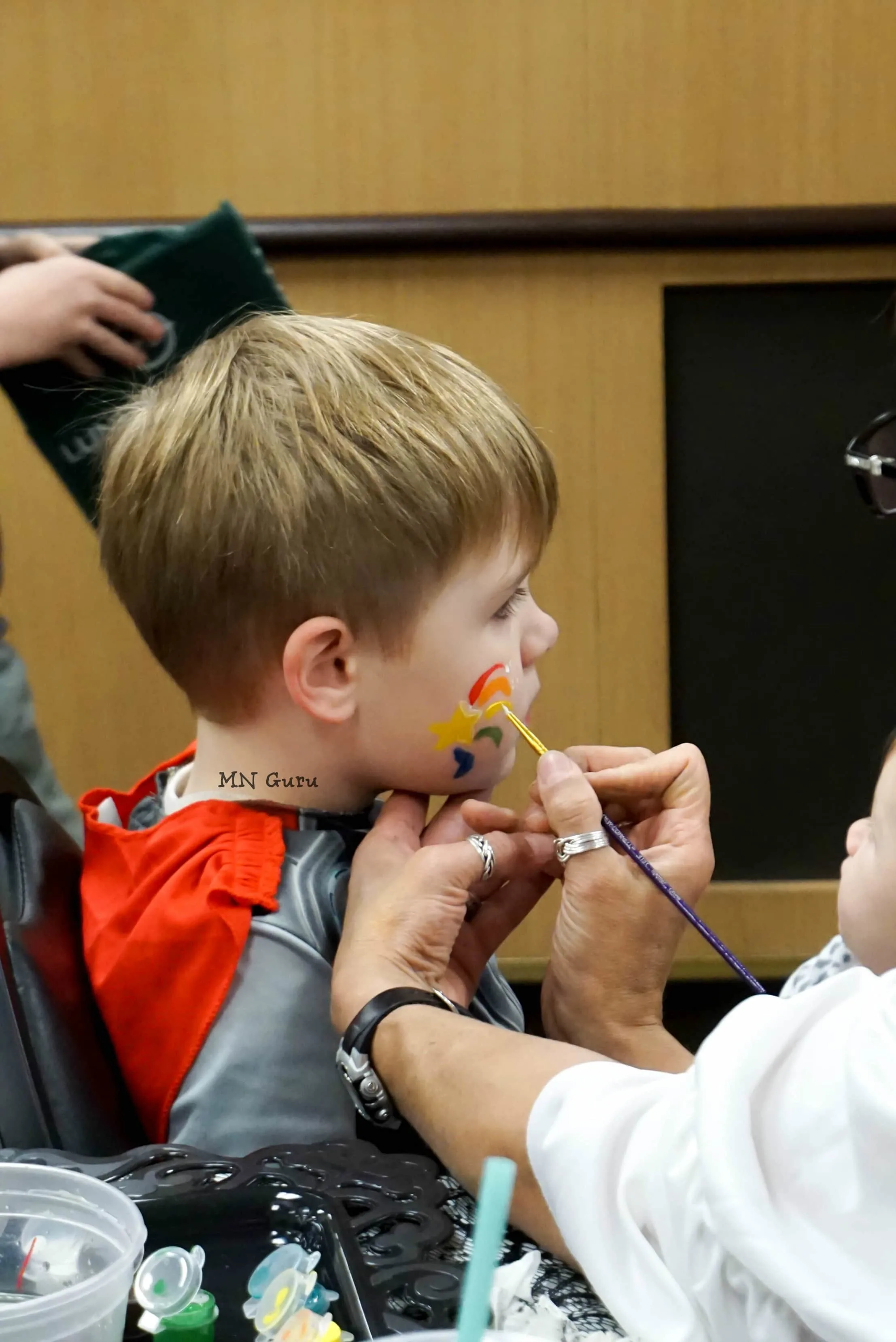 Lunds & Byerlys Boo Blast - face painting