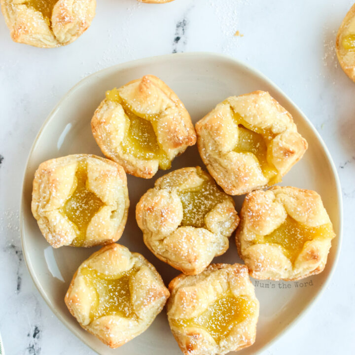 Puff Pastry With Lemon Filling