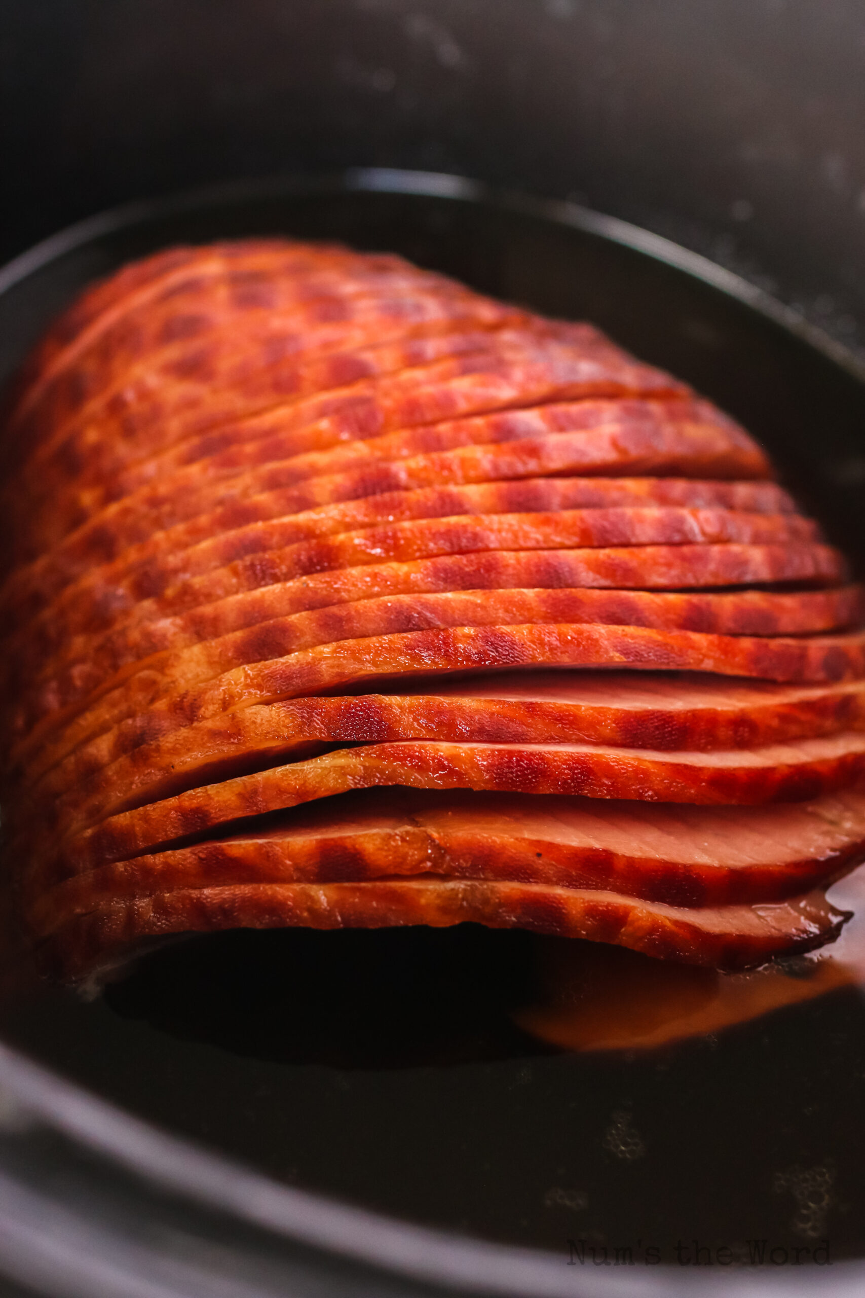 baked ham in crock pot, zoomed in image