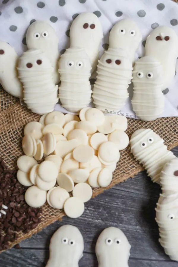 Mummy Nutter Butters - finished nutter butter ghosts and mummies with extra ingredients all around