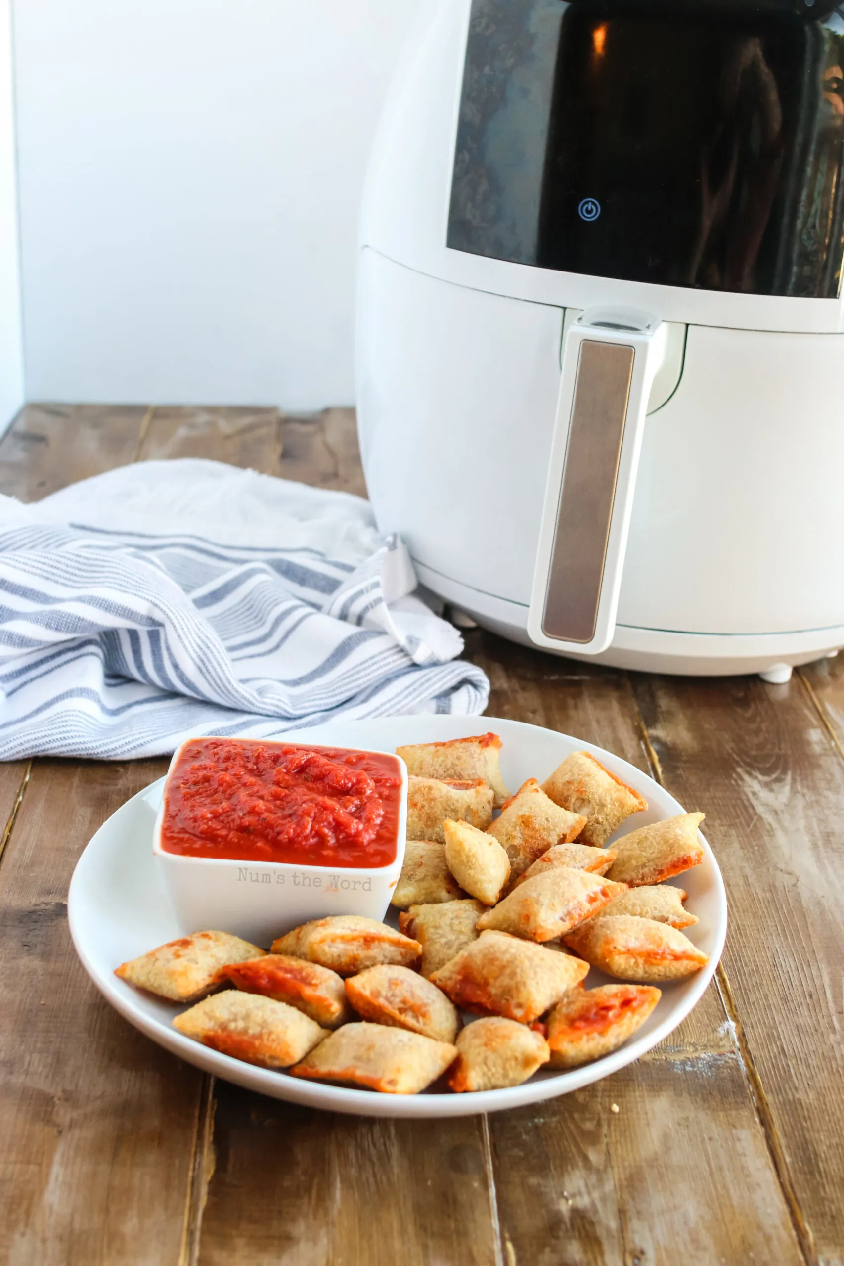 Air Fryer Pizza Rolls - Taste of the Frontier