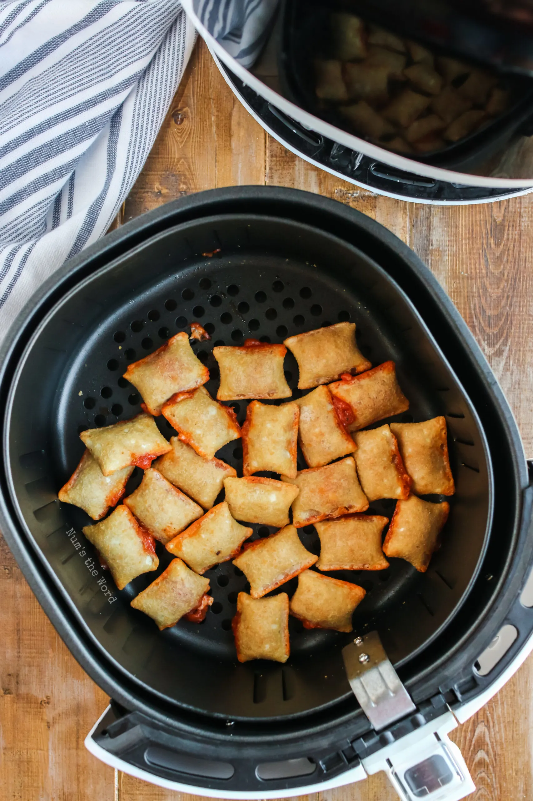 Air Fryer Pizza Poppers Recipe