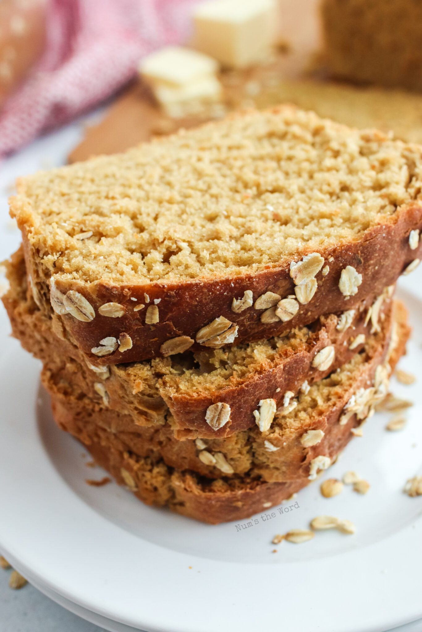 Oatmeal Molasses Bread Num's the Word