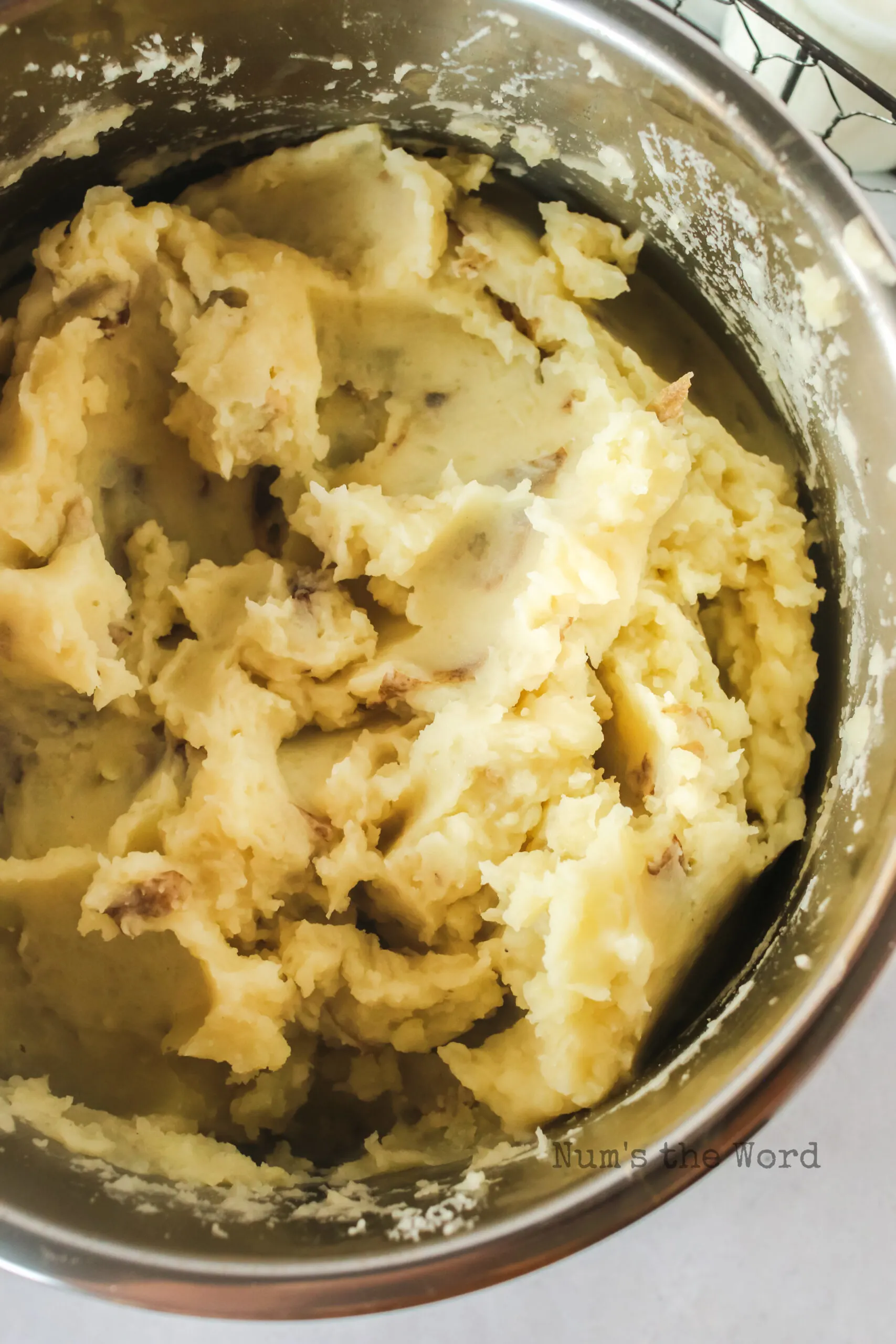 close up of mashed potatoes in the instant pot.