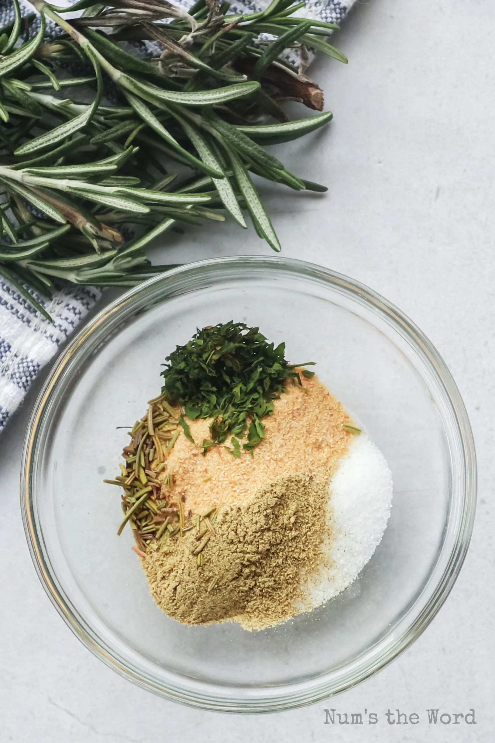 chicken seasoning in a bowl, unmixed.