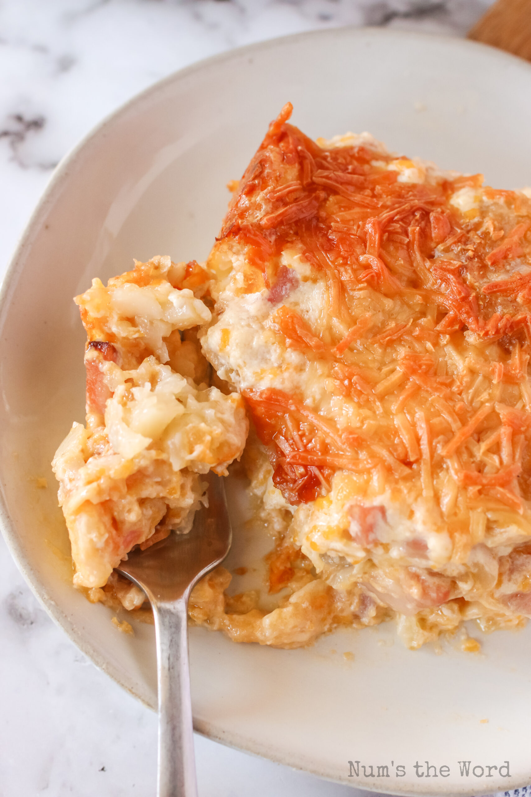 Ham & Hash Brown Breakfast Casserole - Num's the Word