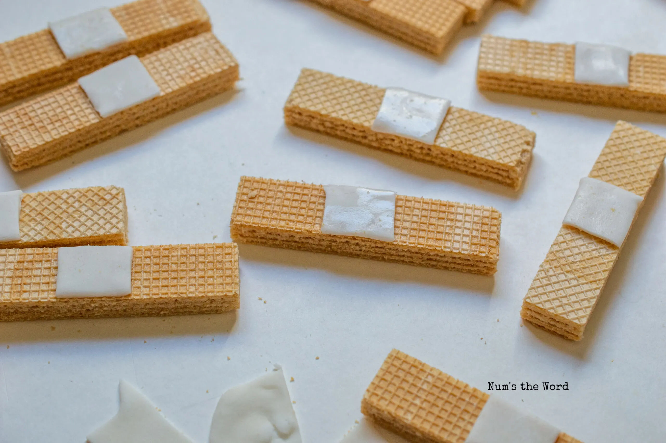 attaching fondant to cookies