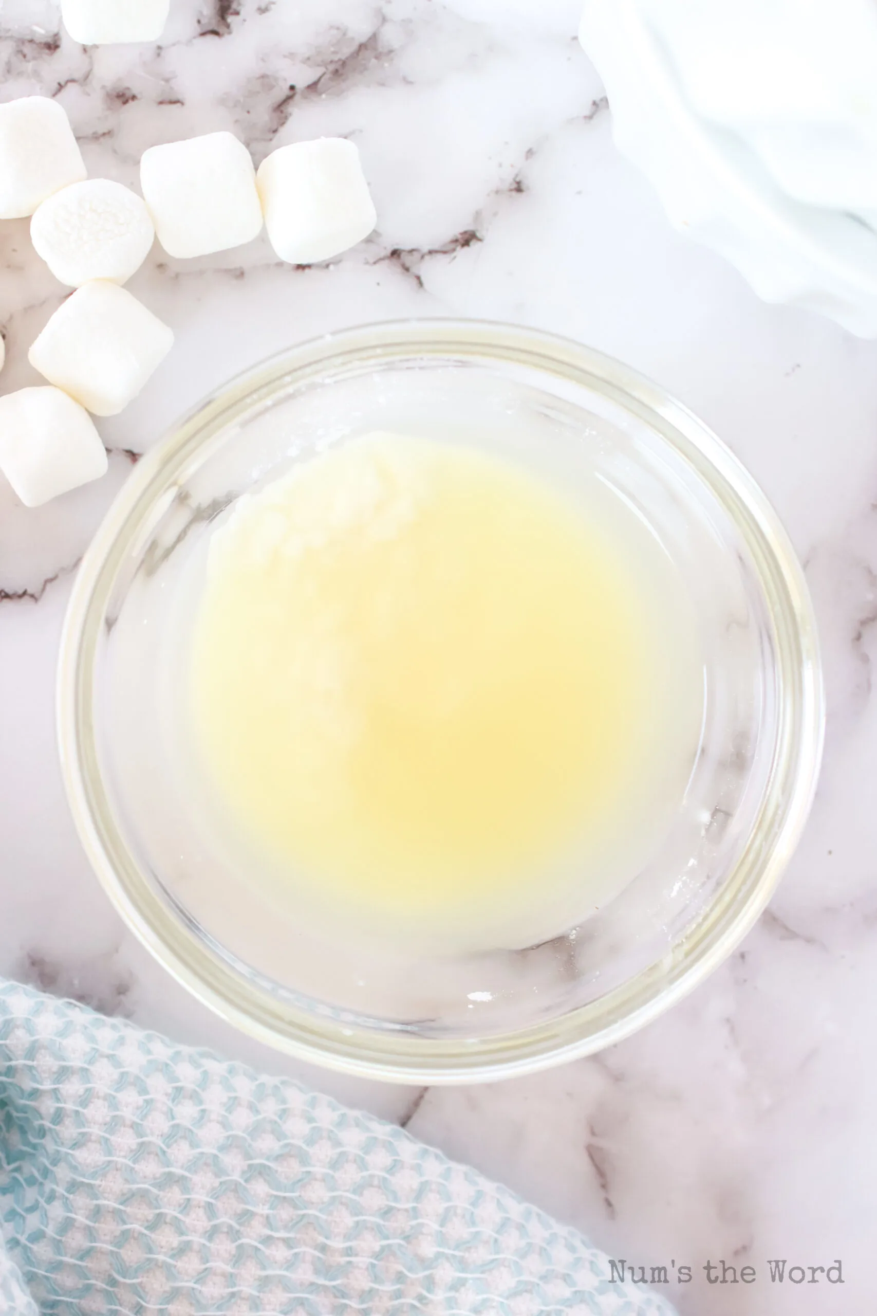 cornstarch and pineapple juice in a bowl